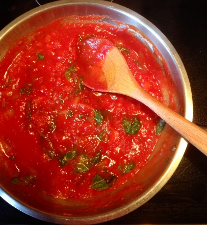 Winter-Style Gutsy Tomato Pasta Sauce